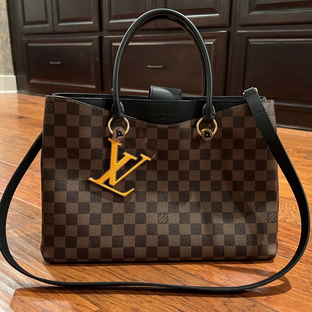 Louis Vuitton Riverside bag